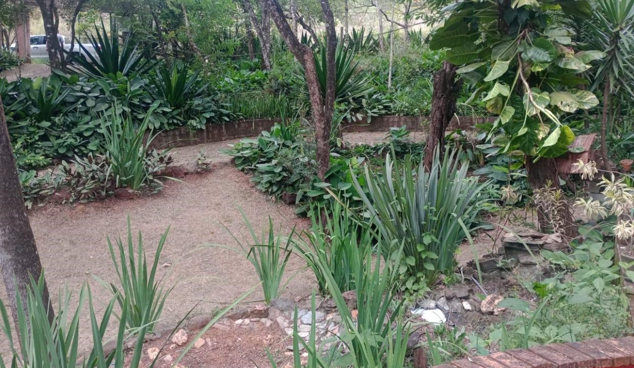 FLI092 11